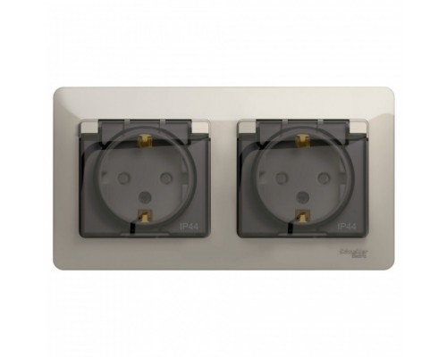 Розетка двойная с заземлением, со шторками, с крышкой, в сборе, IP44, Schneider Electric Glossa, GSL000947,  Молочный 