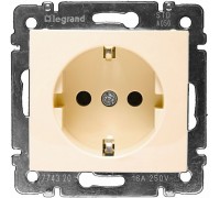 Розетка с/з Legrand Valena (крем)